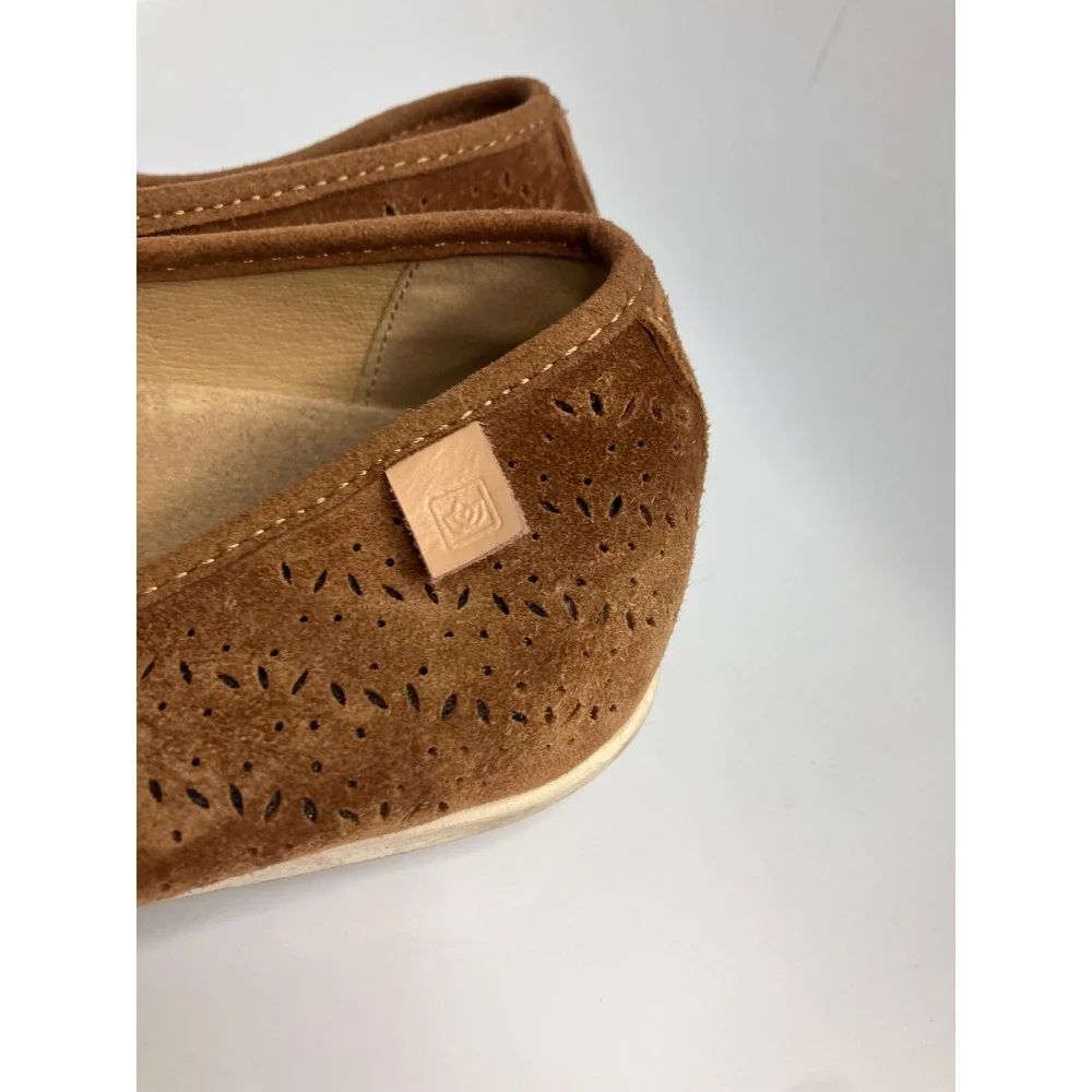 Spenco Siesta Loafers Womens 7.5 Brown Good Suede Laser Cut Perforated Slip On